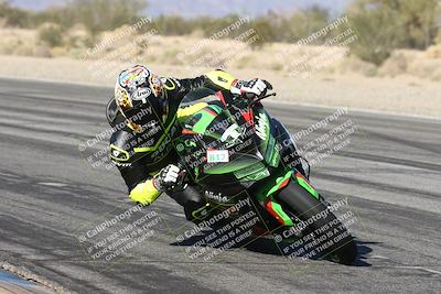 media/Dec-04-2025-Racers Edge (Thu) [[5ebc9f124d]]/3-B Group/3-Session 2 (Turn 7 Inside)/